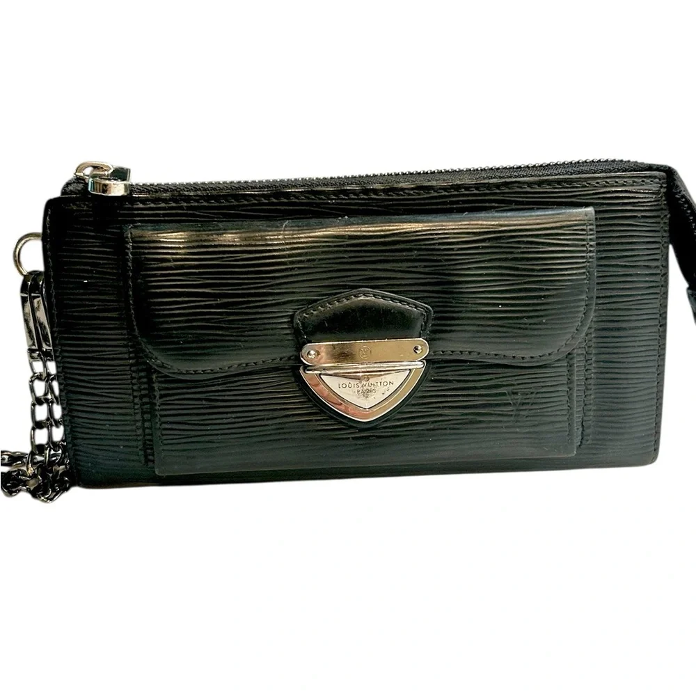 Louis Vuitton Black Epi Buckle front zipper wallet on crossbody chain with COA - Picture 4 of 17